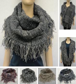 Knitted Infinity Scarf with Fringe [Tight Knit-Variegated]